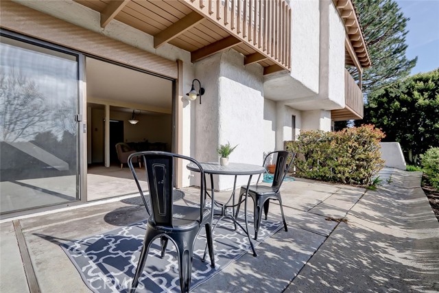 17 Seaview Drive, Rolling Hills Estates, California 90274, 3 Bedrooms Bedrooms, ,3 BathroomsBathrooms,Residential,Sold,Seaview,PV22055833