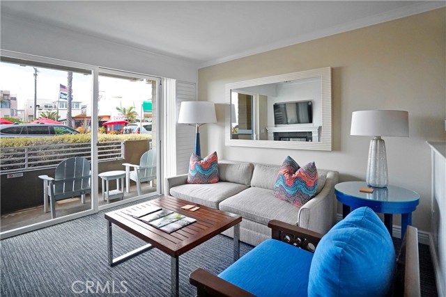 1300 The Strand, Hermosa Beach, California 90254, 1 Bedroom Bedrooms, ,1 BathroomBathrooms,Residential,Sold,The Strand,SB24129723