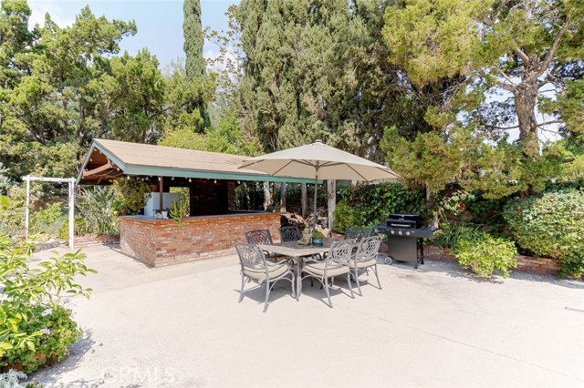 11594 Morrison Street, North Hollywood CA: https://media.crmls.org/medias/8eab777a-2f9d-46f2-9ba9-3b59e0a44d96.jpg