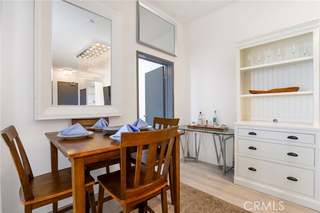 488 E Ocean Boulevard, Long Beach CA: https://media.crmls.org/medias/8eab8cd4-9cc9-4a5f-8072-3ad0ca477402.jpg