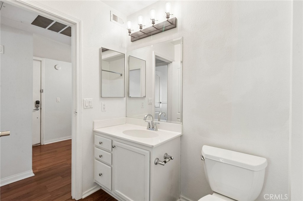 12059 Alta Carmel Court - photo 17