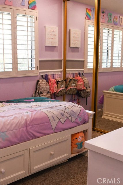 Detail Gallery Image 8 of 17 For 28338 Maxine, Saugus,  CA 91350 - 4 Beds | 3 Baths