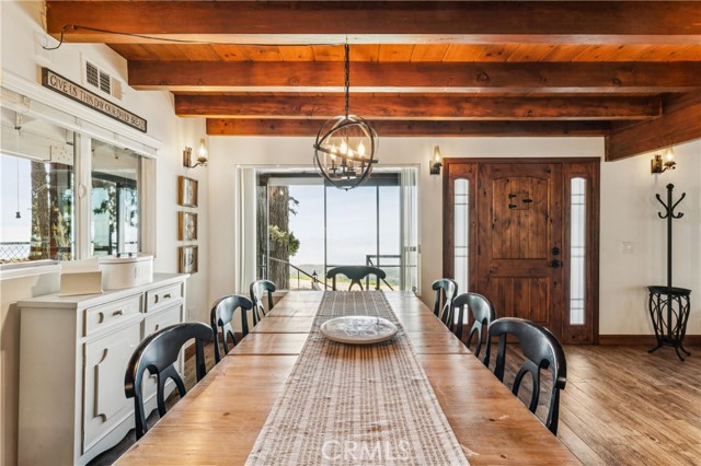 Detail Gallery Image 6 of 29 For 22988 Valley View, Crestline,  CA 92325 - 3 Beds | 2 Baths