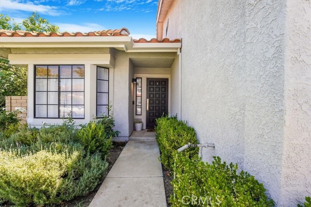 479 Pesaro Street, Oak Park CA: https://media.crmls.org/medias/8ead6913-8a52-4aff-8556-fb8d542fac5c.jpg