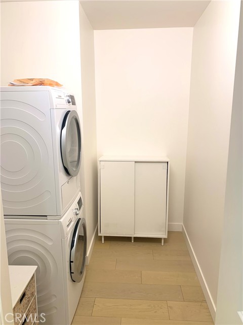 Detail Gallery Image 9 of 20 For 400 S Broadway #1012,  Los Angeles,  CA 90013 - 1 Beds | 1 Baths