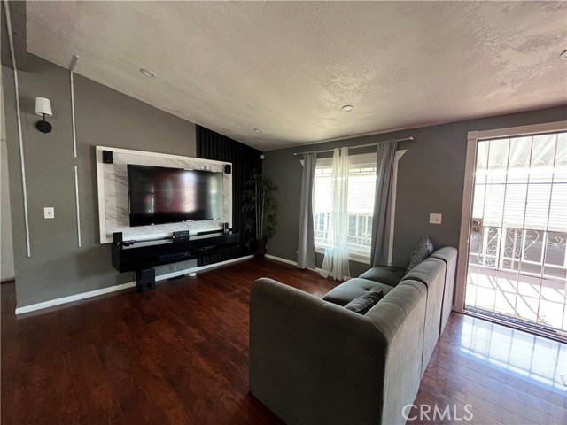 20683 Waalew Road, Apple Valley CA: https://media.crmls.org/medias/8eae9bc6-ae81-400e-bf4e-f933f6537374.jpg
