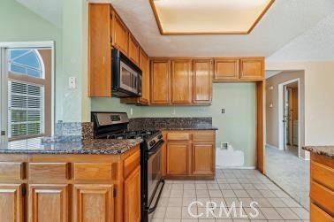 Image 13 of 40 For 16541 Creekside Road