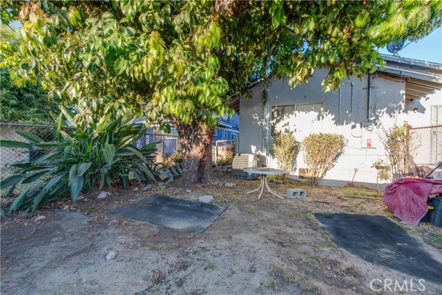 Detail Gallery Image 25 of 25 For 4929 S Gramercy Pl, Los Angeles,  CA 90062 - 3 Beds | 2 Baths