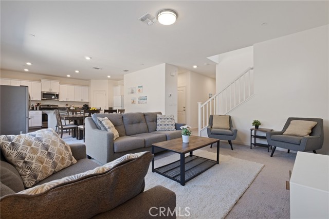 Detail Gallery Image 11 of 42 For 657 Phelps Dr, Merced,  CA 95348 - 6 Beds | 4/1 Baths