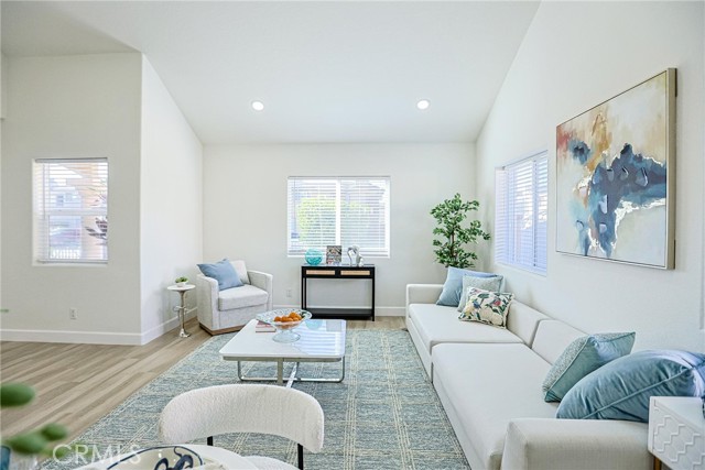 Detail Gallery Image 6 of 75 For 13104 Monroe St, Garden Grove,  CA 92844 - 8 Beds | 6/1 Baths