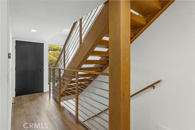 Detail Gallery Image 13 of 32 For 439 Camino De Las Colinas, Redondo Beach,  CA 90277 - 3 Beds | 2/1 Baths