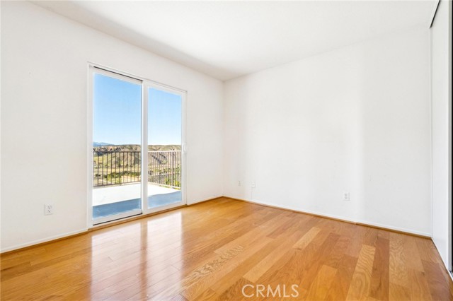 Detail Gallery Image 26 of 44 For 22939 Raintree, Saugus,  CA 91390 - 4 Beds | 3 Baths