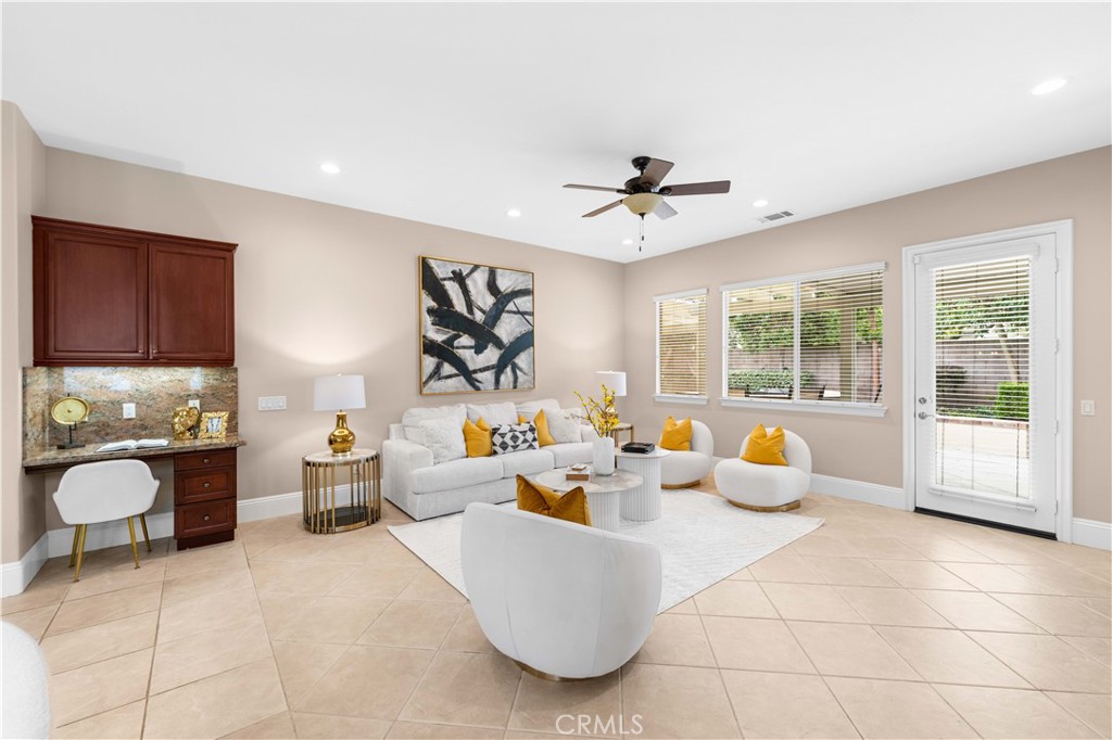 MLS #OC25258265 image #14