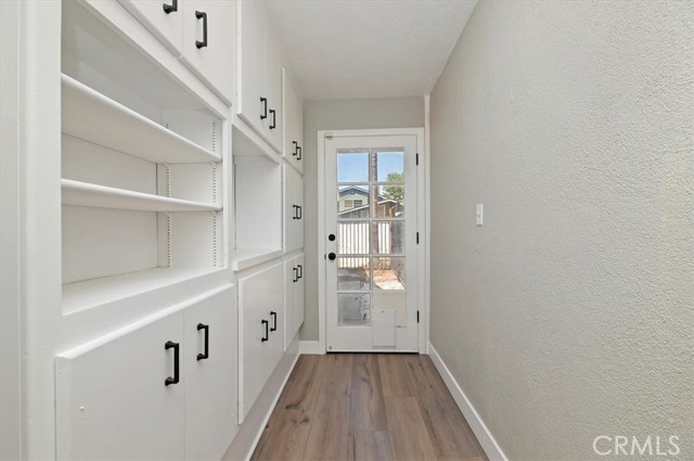 Detail Gallery Image 26 of 41 For 2111 Elsinore Rd, Riverside,  CA 92506 - 3 Beds | 2/1 Baths