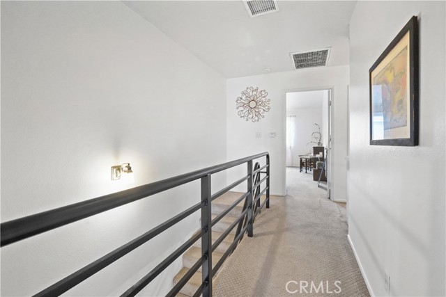 Detail Gallery Image 18 of 33 For 15801 Wyandotte St #109,  Lake Balboa,  CA 91406 - 3 Beds | 2/1 Baths