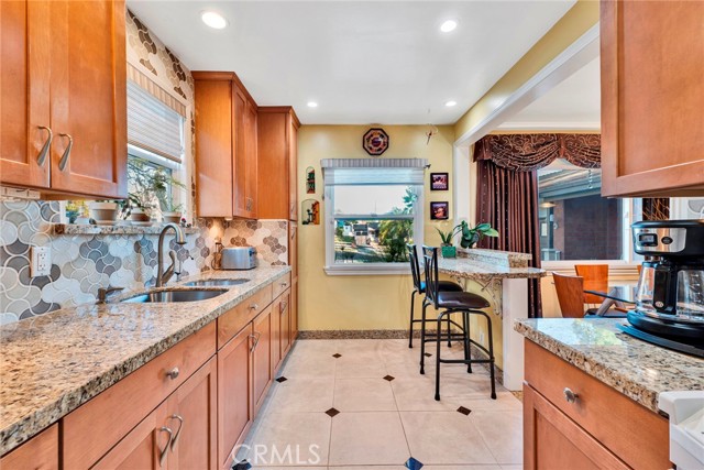 645 Jamestown Road photo 4