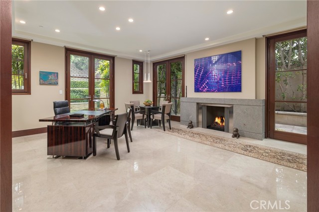 9 Sailcrest, Newport Coast CA: https://media.crmls.org/medias/8eb79a2a-bac7-4bf6-94bb-610fe759965a.jpg