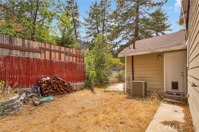 Detail Gallery Image 29 of 30 For 5435 Heath Creek Dr, Wrightwood,  CA 92397 - 3 Beds | 2/1 Baths
