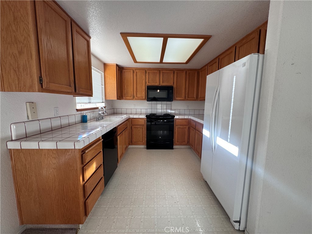 8Eb84A1F E05C 4A0F 8427 75F73E84F7E1 400 Vista Street, Ridgecrest, Ca 93555 &Lt;Span Style='BackgroundColor:transparent;Padding:0Px;'&Gt; &Lt;Small&Gt; &Lt;I&Gt; &Lt;/I&Gt; &Lt;/Small&Gt;&Lt;/Span&Gt;