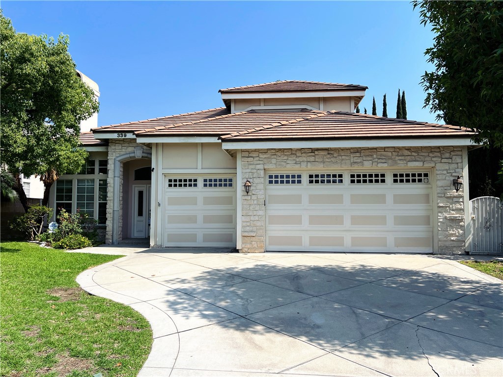 339 E Floral Avenue