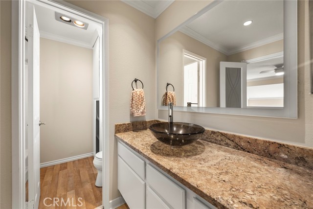 2410 W Orangethorpe Avenue, Fullerton CA: https://media.crmls.org/medias/8eb8983c-04cb-486a-a939-27cbb7790562.jpg