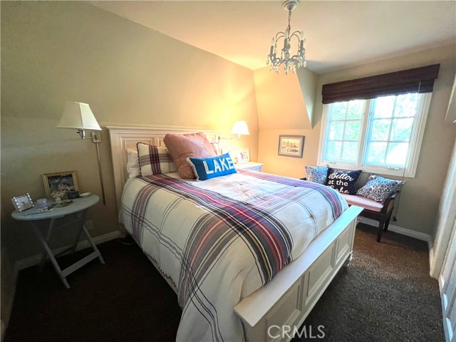 28972 North Shore Road, Lake Arrowhead CA: https://media.crmls.org/medias/8eb912de-d770-4588-8016-8408d7706f6d.jpg