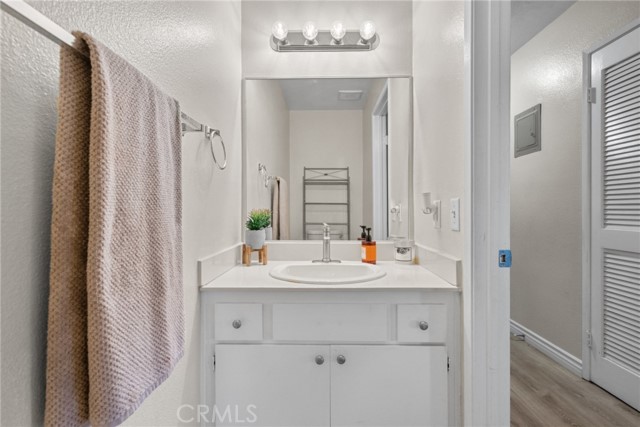 Detail Gallery Image 21 of 43 For 31363 the Old Road, Castaic,  CA 91384 - 3 Beds | 2/1 Baths
