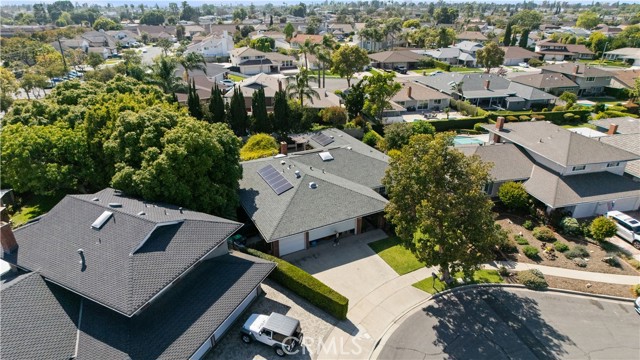 13811 Palace Way, Tustin CA: https://media.crmls.org/medias/8eb96a12-083f-4c49-afa1-82f202b0bb5d.jpg