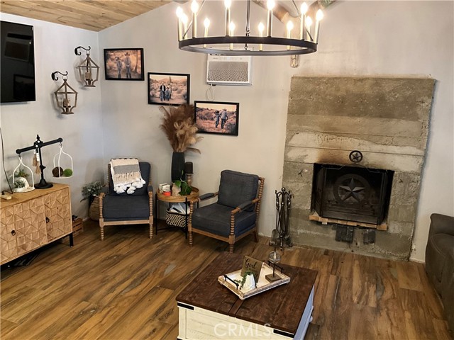 Detail Gallery Image 6 of 22 For 12572 14th St, Yucaipa,  CA 92399 - 2 Beds | 1 Baths