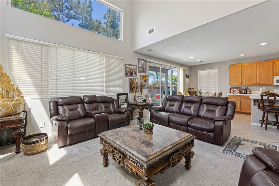 Detail Gallery Image 16 of 40 For 16273 Twilight Cir, Riverside,  CA 92503 - 3 Beds | 2/1 Baths
