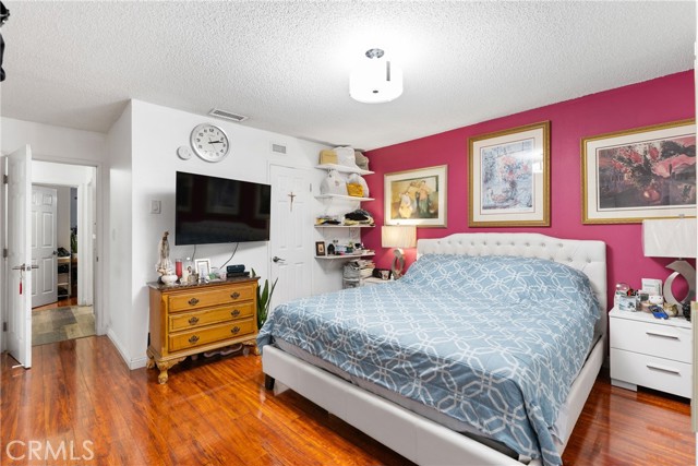 Detail Gallery Image 19 of 44 For 2011 W Katella, Anaheim,  CA 92804 - 4 Beds | 2 Baths