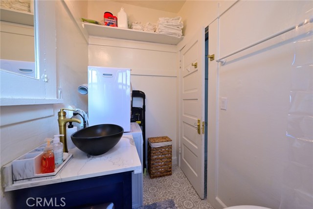 44 48 Navy Street, Venice CA: https://media.crmls.org/medias/8eba3269-d7cb-4776-8eee-83a5f3918afa.jpg