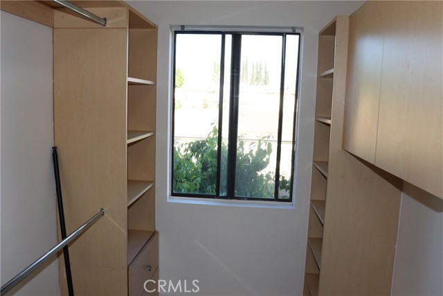 Detail Gallery Image 11 of 22 For 13243 Vanowen #5,  North Hollywood,  CA 91605 - 2 Beds | 3 Baths