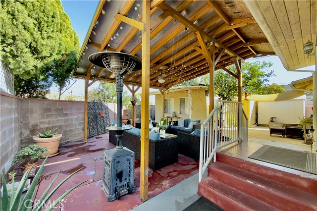 Detail Gallery Image 34 of 53 For 6118 Bellingham Ave, North Hollywood,  CA 91606 - 3 Beds | 2/1 Baths