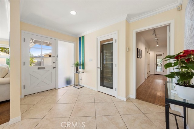 1016 N Highland Avenue, Fullerton CA: https://media.crmls.org/medias/8ebb77cc-2635-424b-a865-91df0b1d3834.jpg