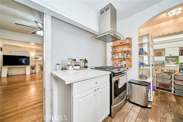 Detail Gallery Image 9 of 51 For 1128 S Citrus Ave, Los Angeles,  CA 90019 - 3 Beds | 2 Baths