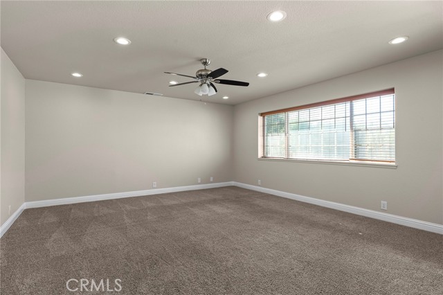 Detail Gallery Image 9 of 61 For 18 Jasper Dr, Chico,  CA 95928 - 5 Beds | 3 Baths