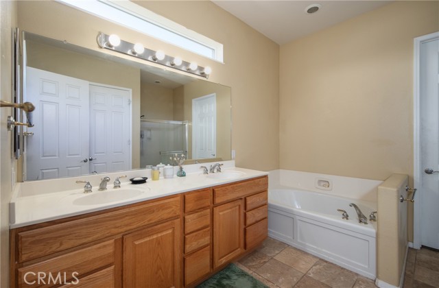 Detail Gallery Image 16 of 25 For 935 Pebble Beach Rd, Beaumont,  CA 92223 - 2 Beds | 2/1 Baths