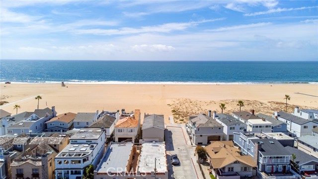 Detail Gallery Image 42 of 43 For 200 E Oceanfront, Newport Beach,  CA 92661 - 5 Beds | 4 Baths