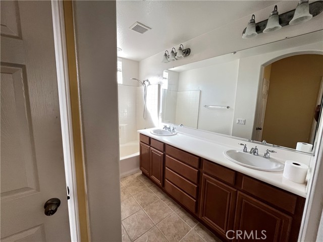 Detail Gallery Image 30 of 36 For 31128 Strawberry Tree Ln #11,  Temecula,  CA 92592 - 2 Beds | 2 Baths