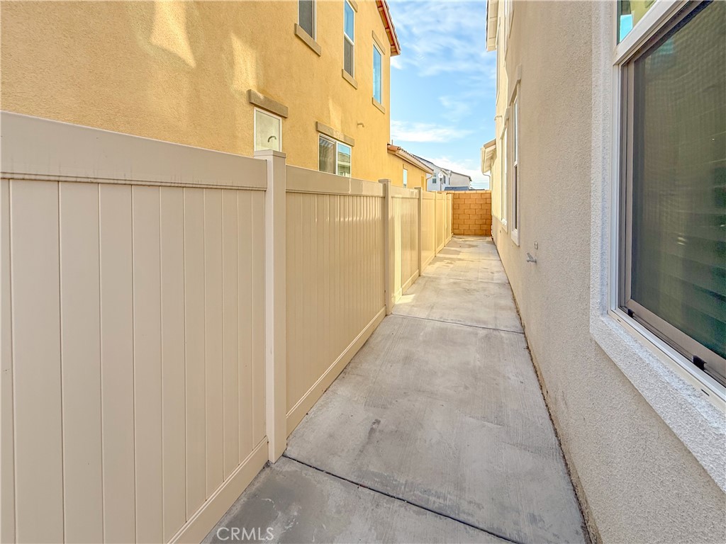 MLS #OC25112851 img 42