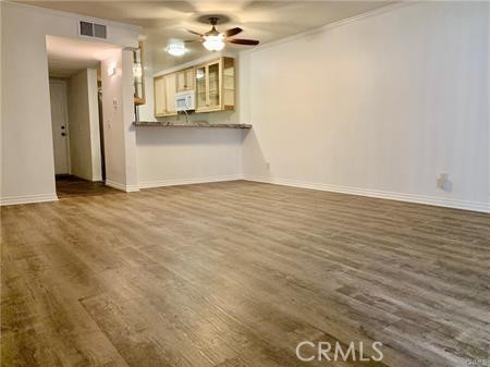 486 Orange Blossom, Irvine CA: https://media.crmls.org/medias/8ebf3387-bf56-4b27-affa-2669a95dd490.jpg
