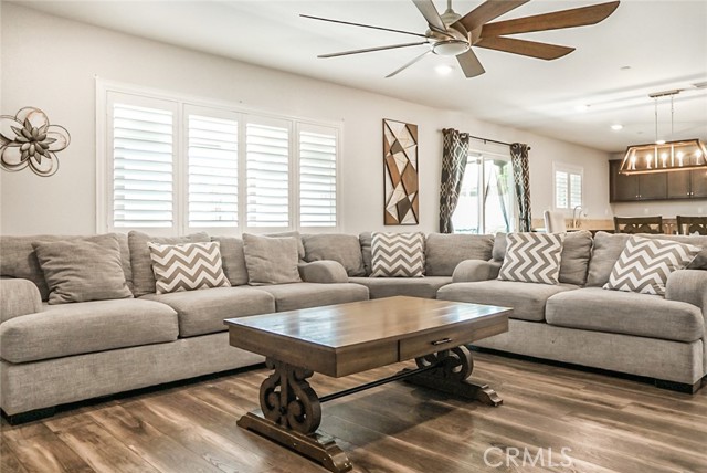 32159 Pony Tracks Court, Winchester CA: https://media.crmls.org/medias/8ebfab29-79c9-4006-b16c-513cef3a7f0e.jpg