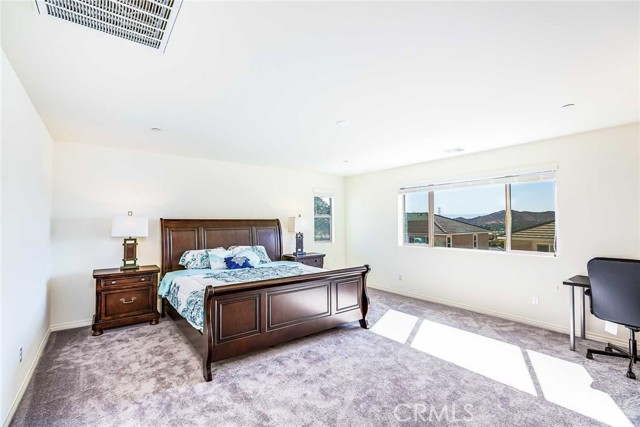 Detail Gallery Image 14 of 33 For 6506 Zion Way, Jurupa Valley,  CA 92509 - 5 Beds | 3/1 Baths