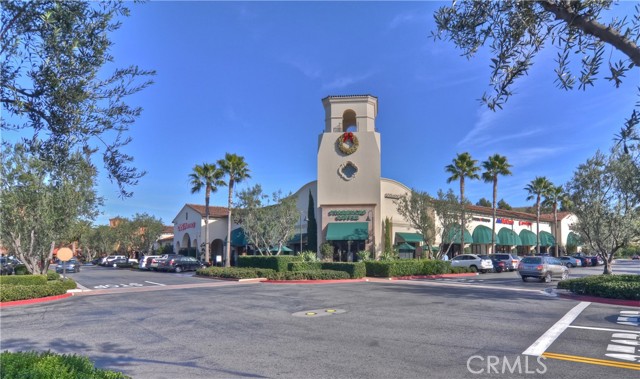 85 Reunion, Irvine CA: https://media.crmls.org/medias/8ec17572-c292-4325-b3e5-33e31cf79c01.jpg