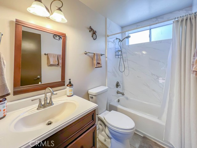 Detail Gallery Image 18 of 51 For 2405 Ironwood Dr, –,  CA 93222 - 3 Beds | 2 Baths