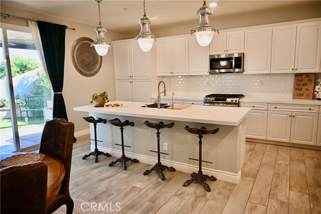 Detail Gallery Image 13 of 51 For 3554 Twinberry, San Bernardino,  CA 92407 - 4 Beds | 3/1 Baths