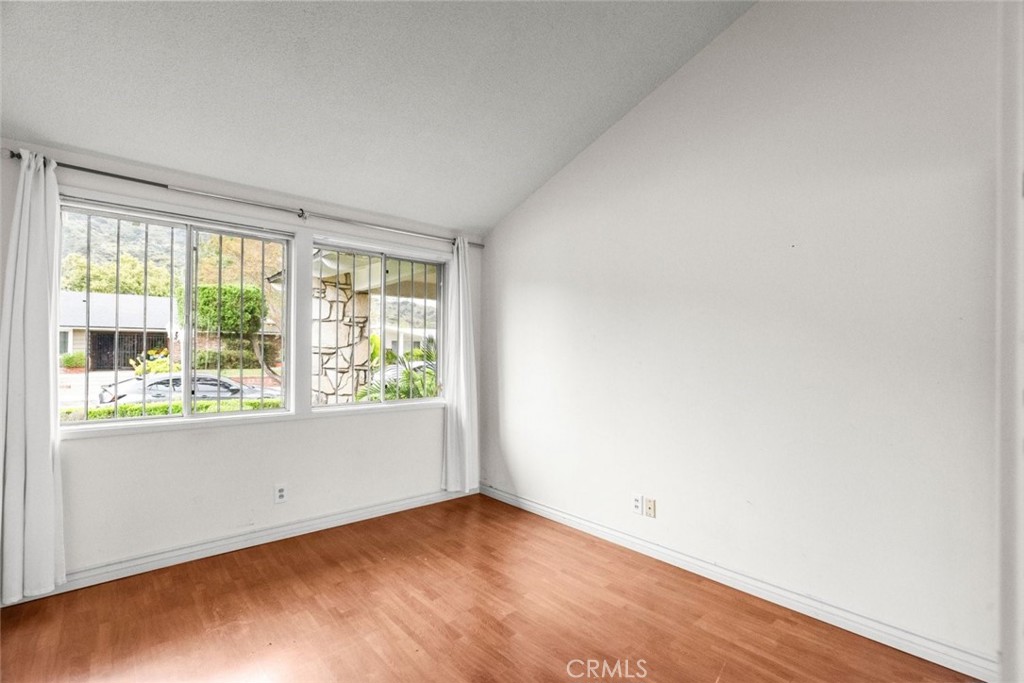 1425 Belleau RoadGlendale img 23