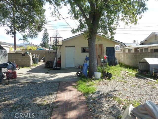 Detail Gallery Image 17 of 25 For 936 N Enid, Azusa,  CA 91702 - 4 Beds | 2 Baths