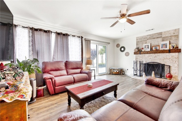 13075 Kismet Avenue photo 5